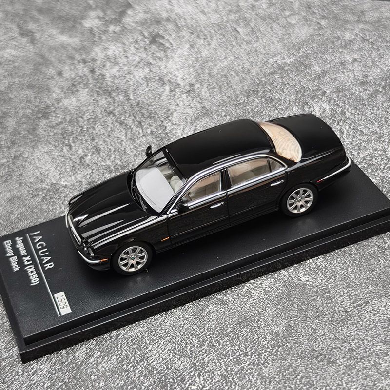 AR BOX Diecast 1:64 Skala XJ6  – Battery Case Storage recenzja i cena